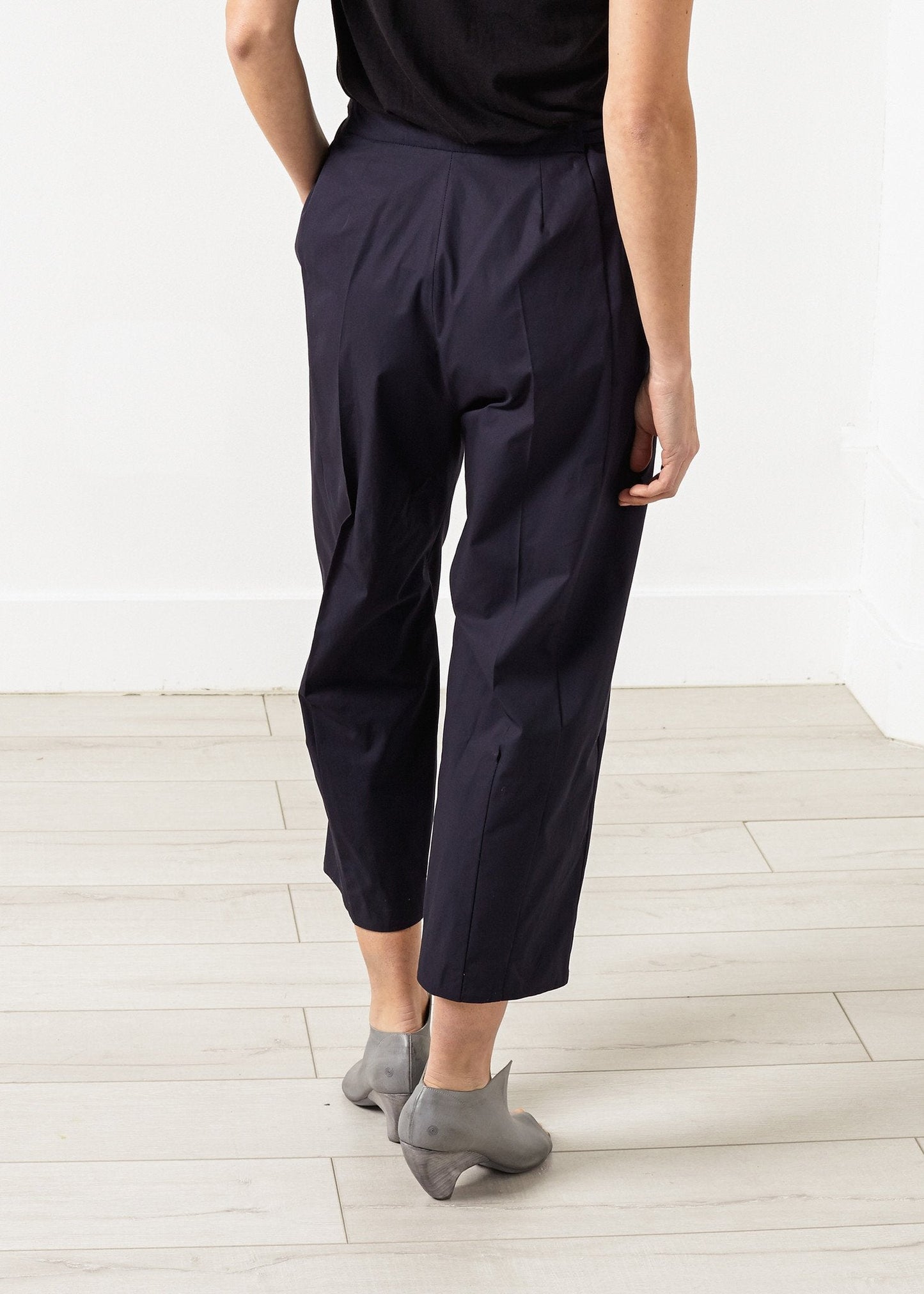 Wide Cropped Trouser in Navy (6707089932382)