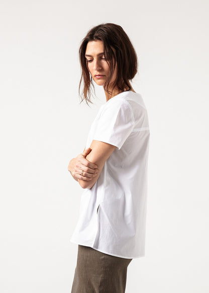 Pleat Back Blouse in White (6707090096222)