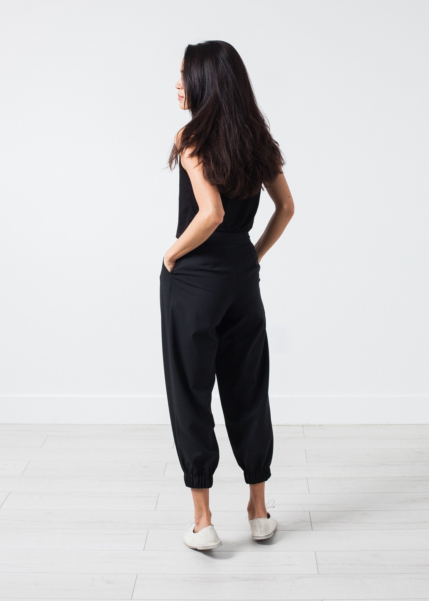 Fancy Wool Pant in Black (6707089211486)