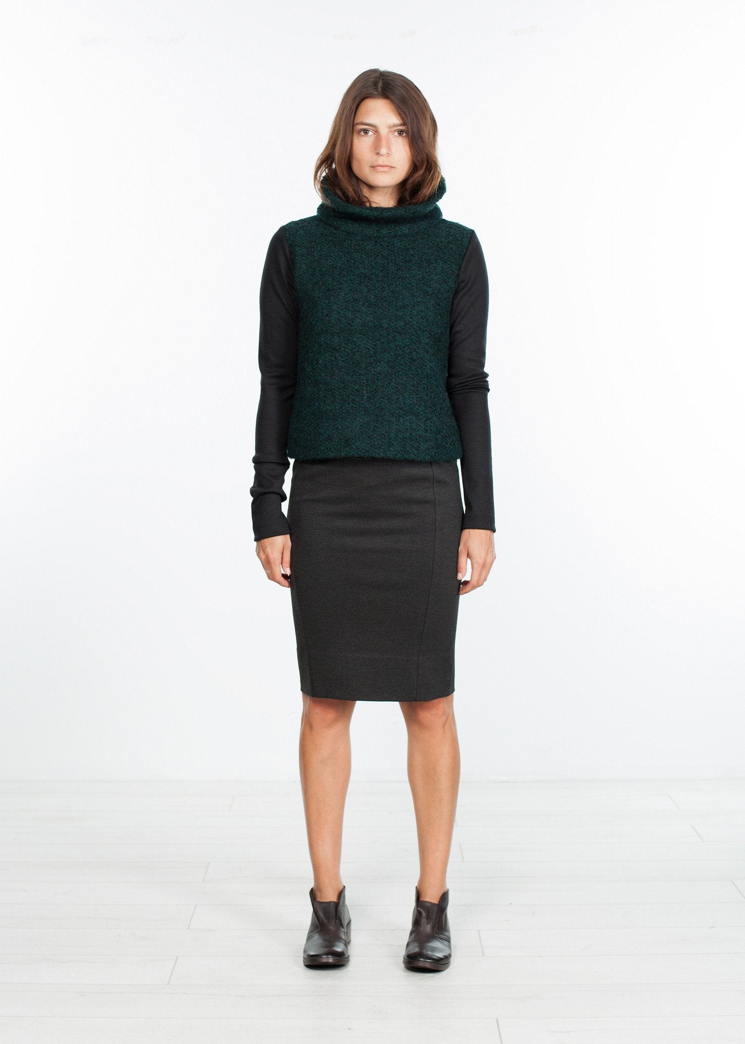 Boucle Turtle Neck in Green/Black (6707104186462)