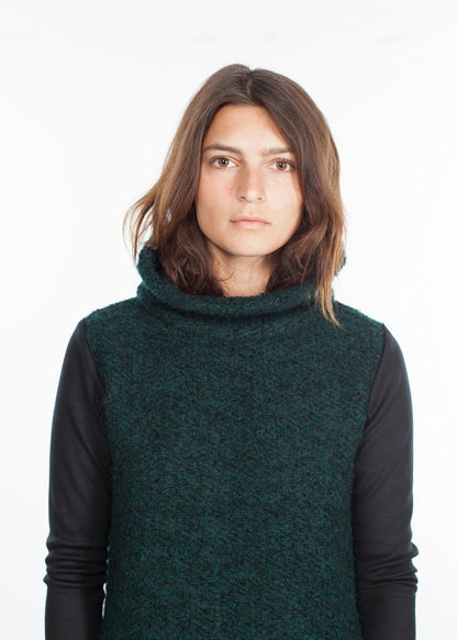 Boucle Turtle Neck in Green/Black (6707104186462)