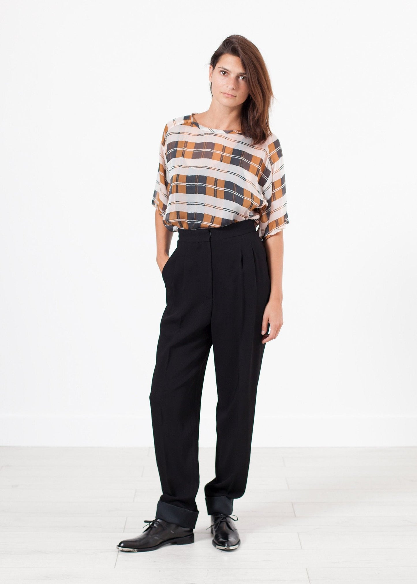 Contrast Cuff Pant in Black (6707101925470)