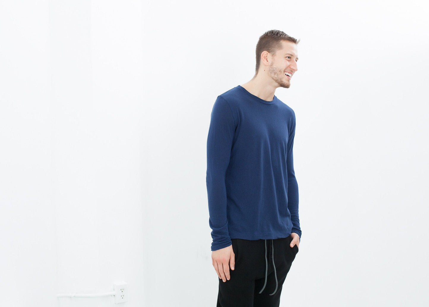 Cashmere Jersey Long Sleeve Tee in Navy (6707099304030)