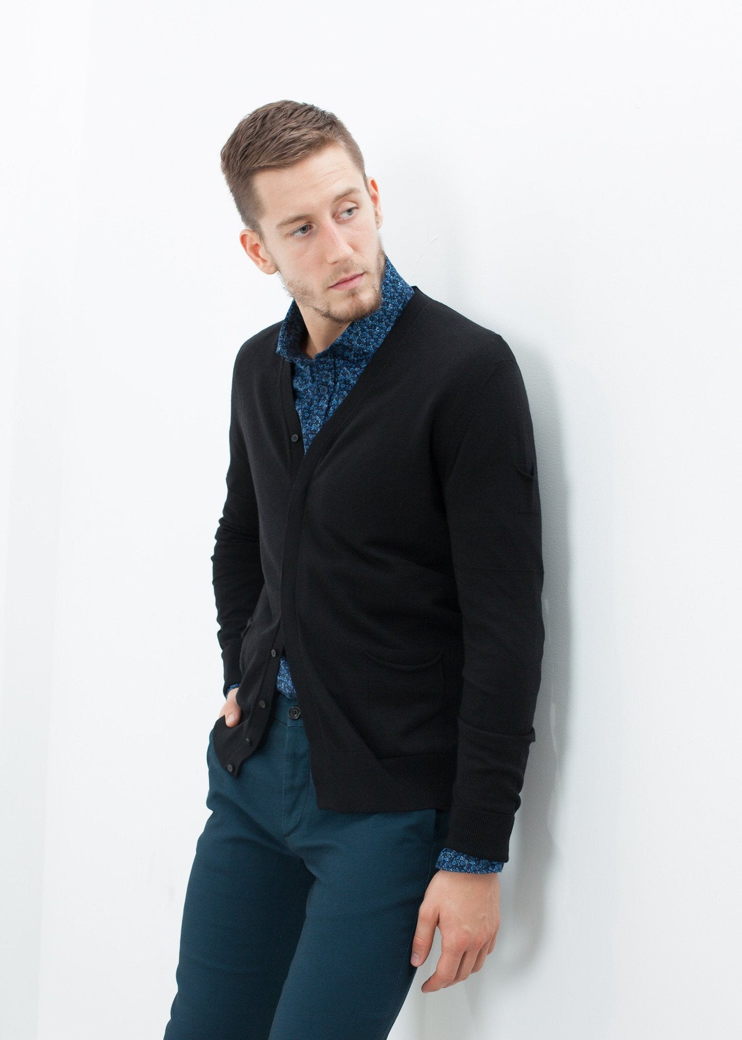 Hidden Placket Cardigan in Black (6707100876894)