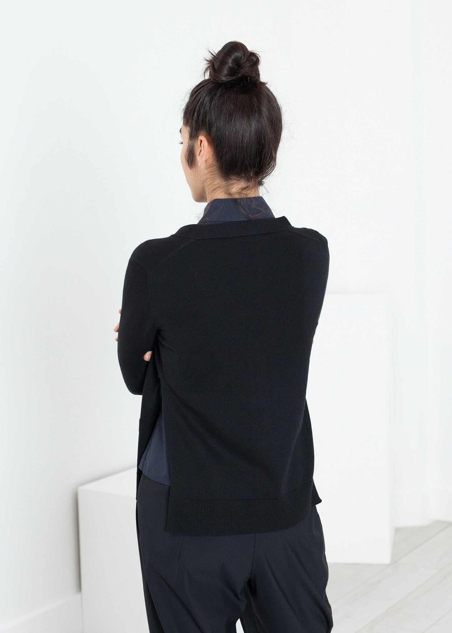Square Cardigan in Black (6707096485982)