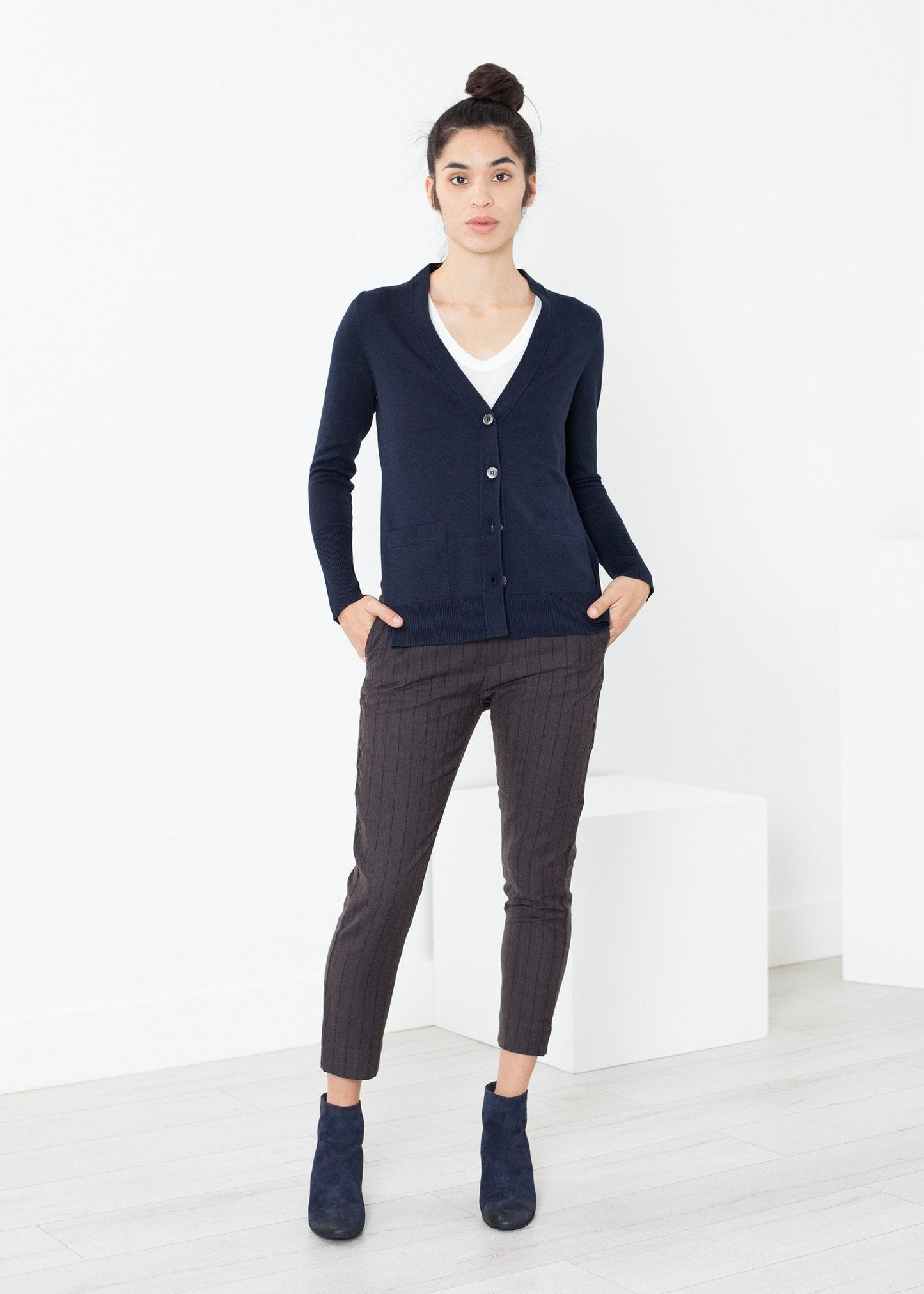 Square Cardigan in Navy (6707096813662)