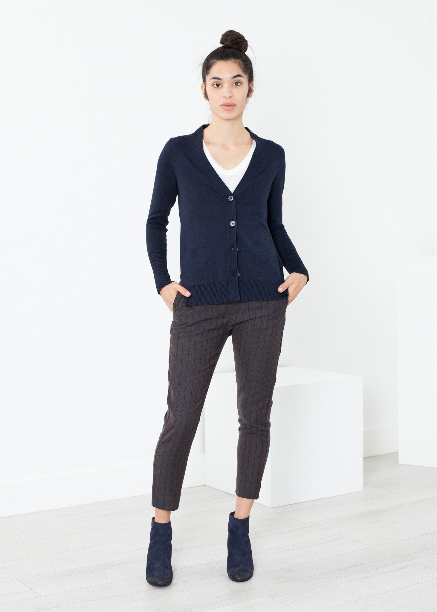 Square Cardigan in Navy (6707096813662)