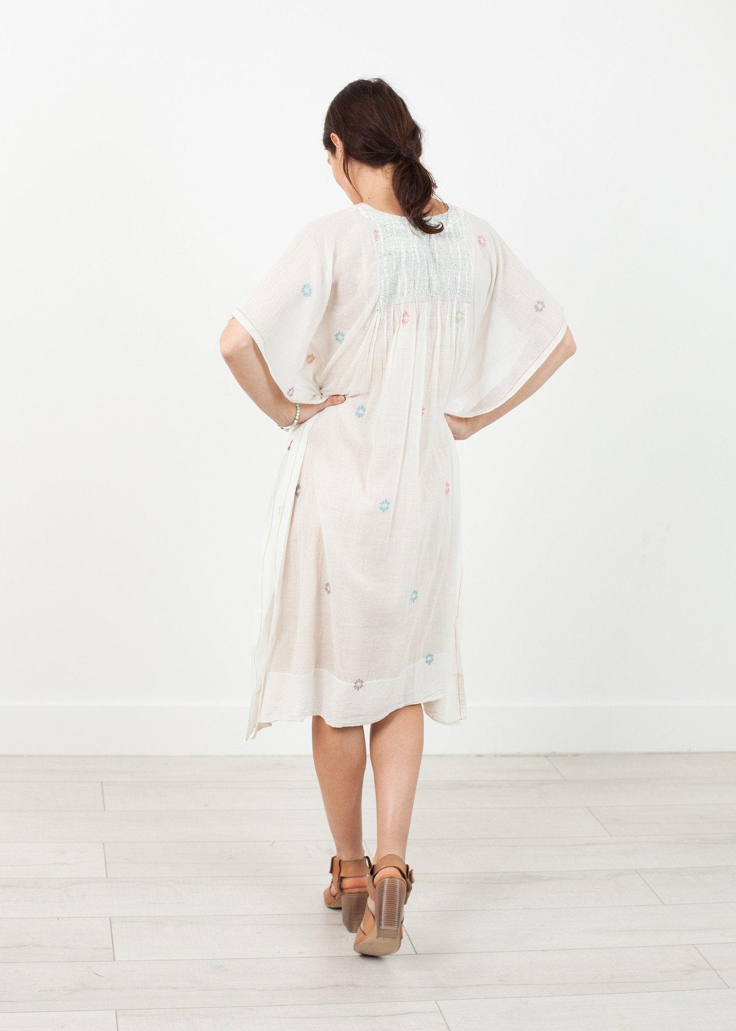 Floral Tent Dress in White (6707094650974)