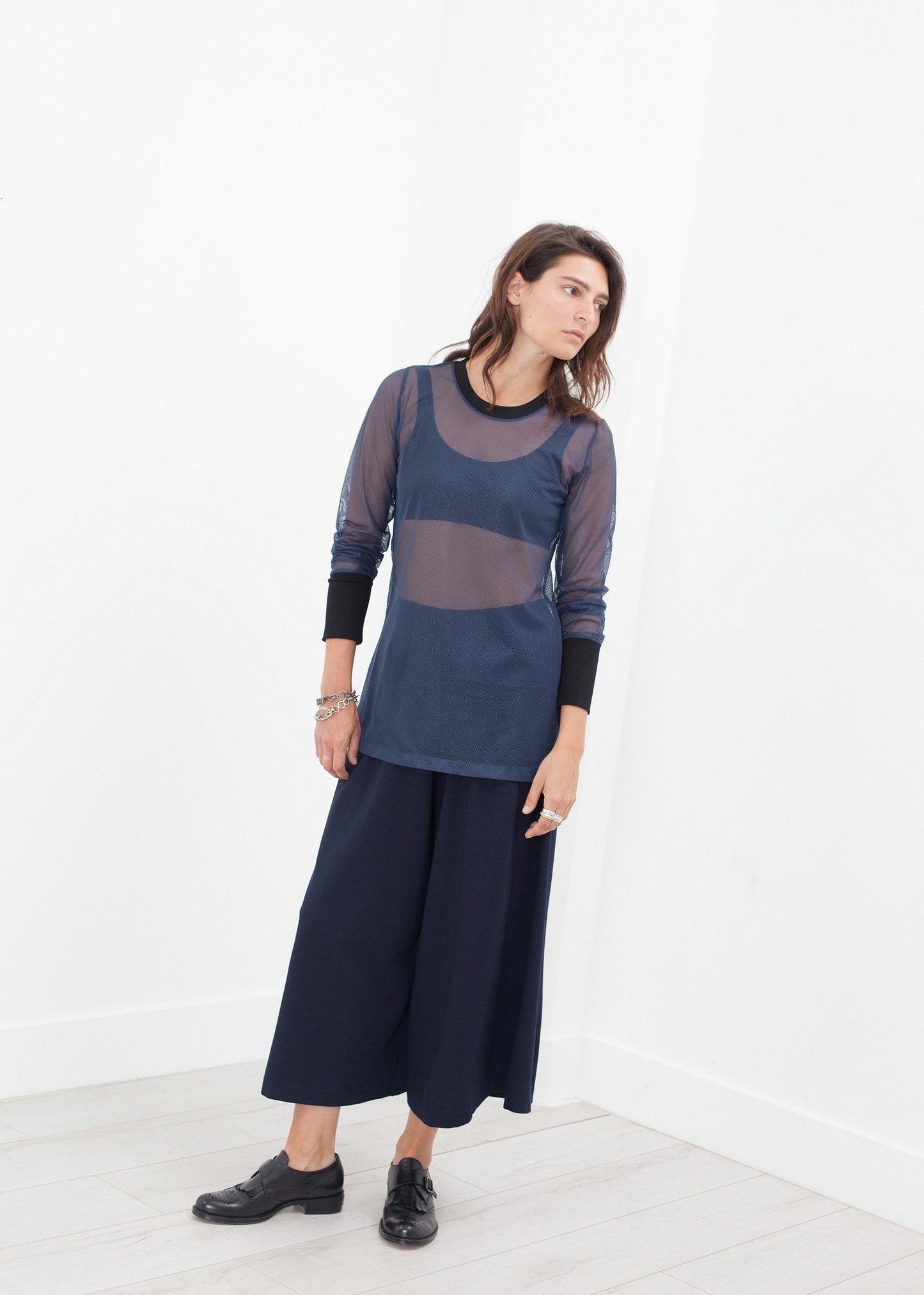 Cuffed Mesh Tee in Navy/Black (6707100614750)