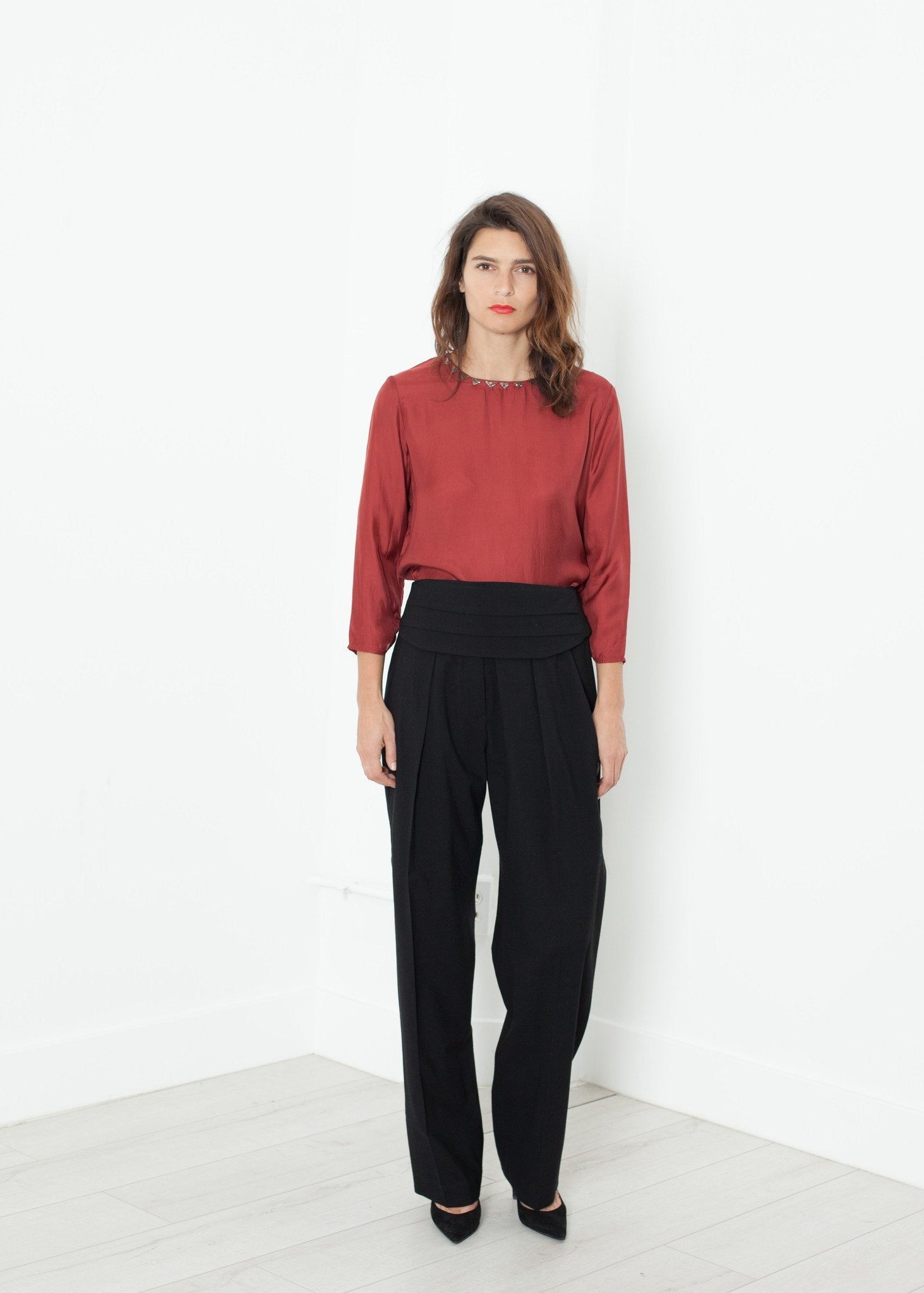 Pleated Waistband Trouser in Black (6707096715358)