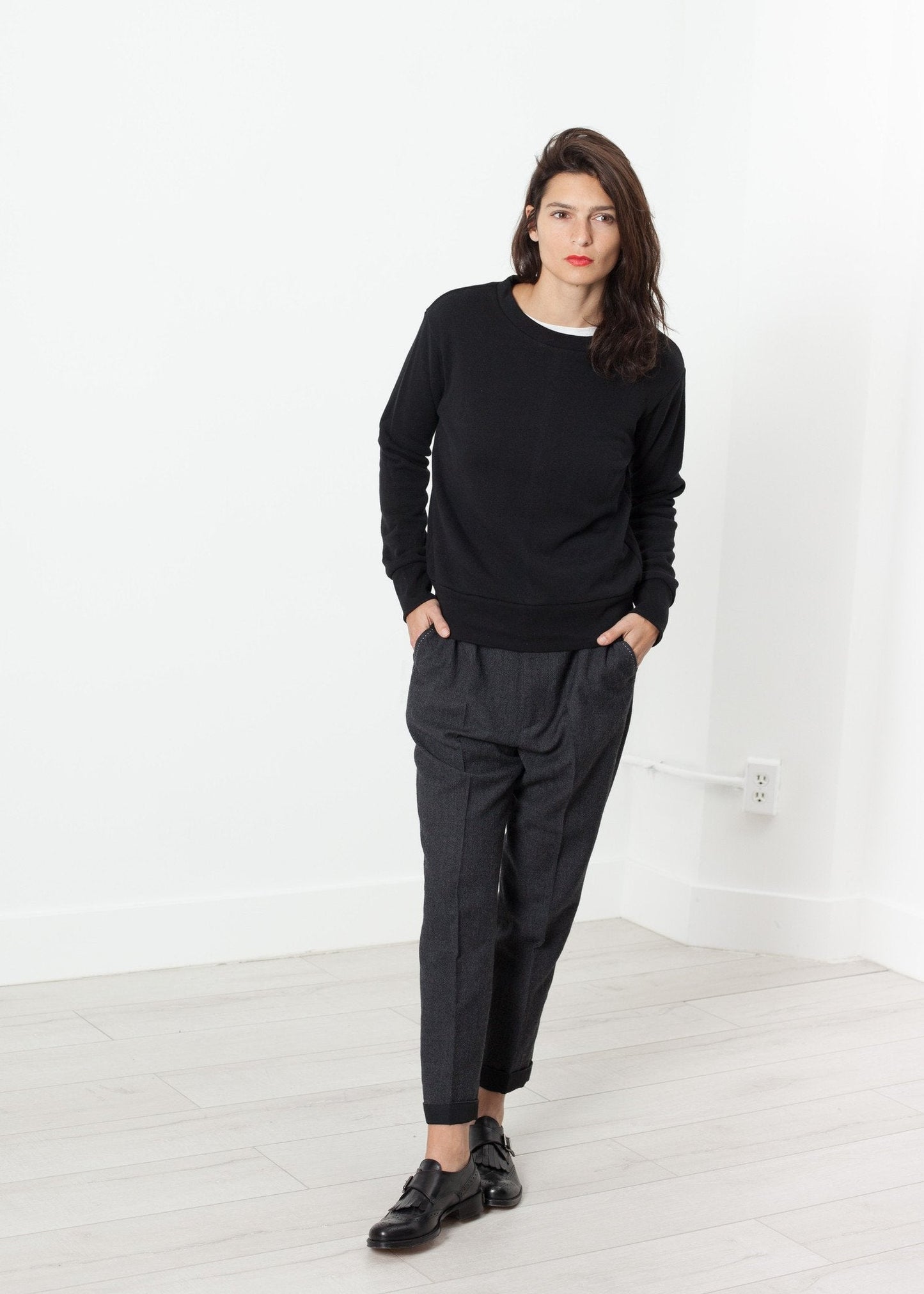 Loopwheeler Sweatshirt in Black (6707100123230)