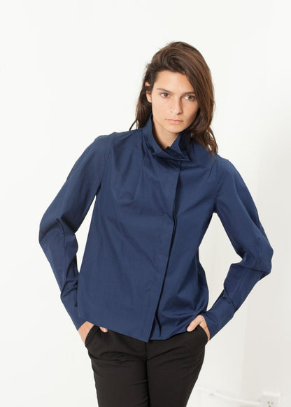 Full Collar Poplin Blouse in Navy (6707103301726)