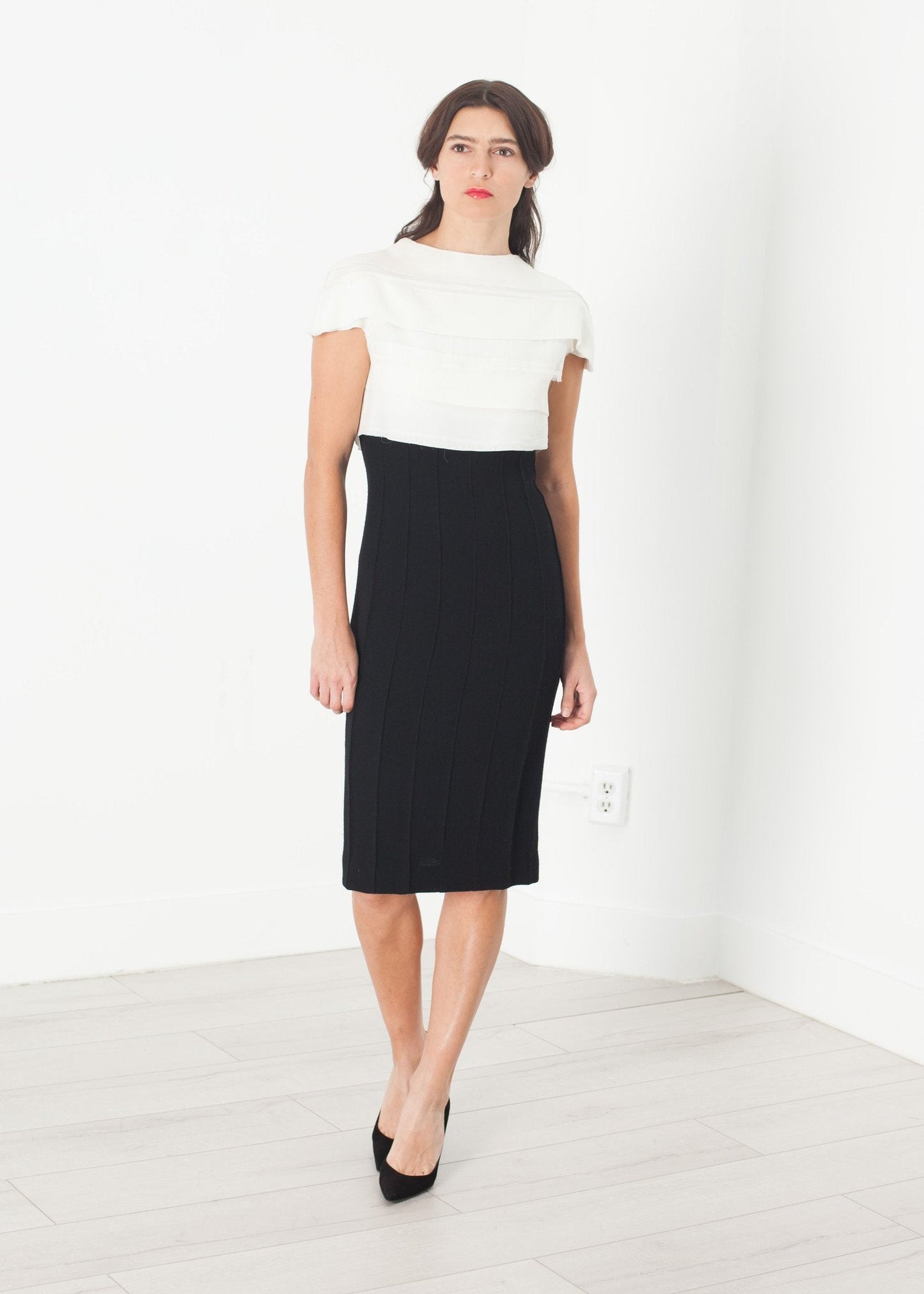 Layered Contrast Dress in Cream/Black (6707106742366)