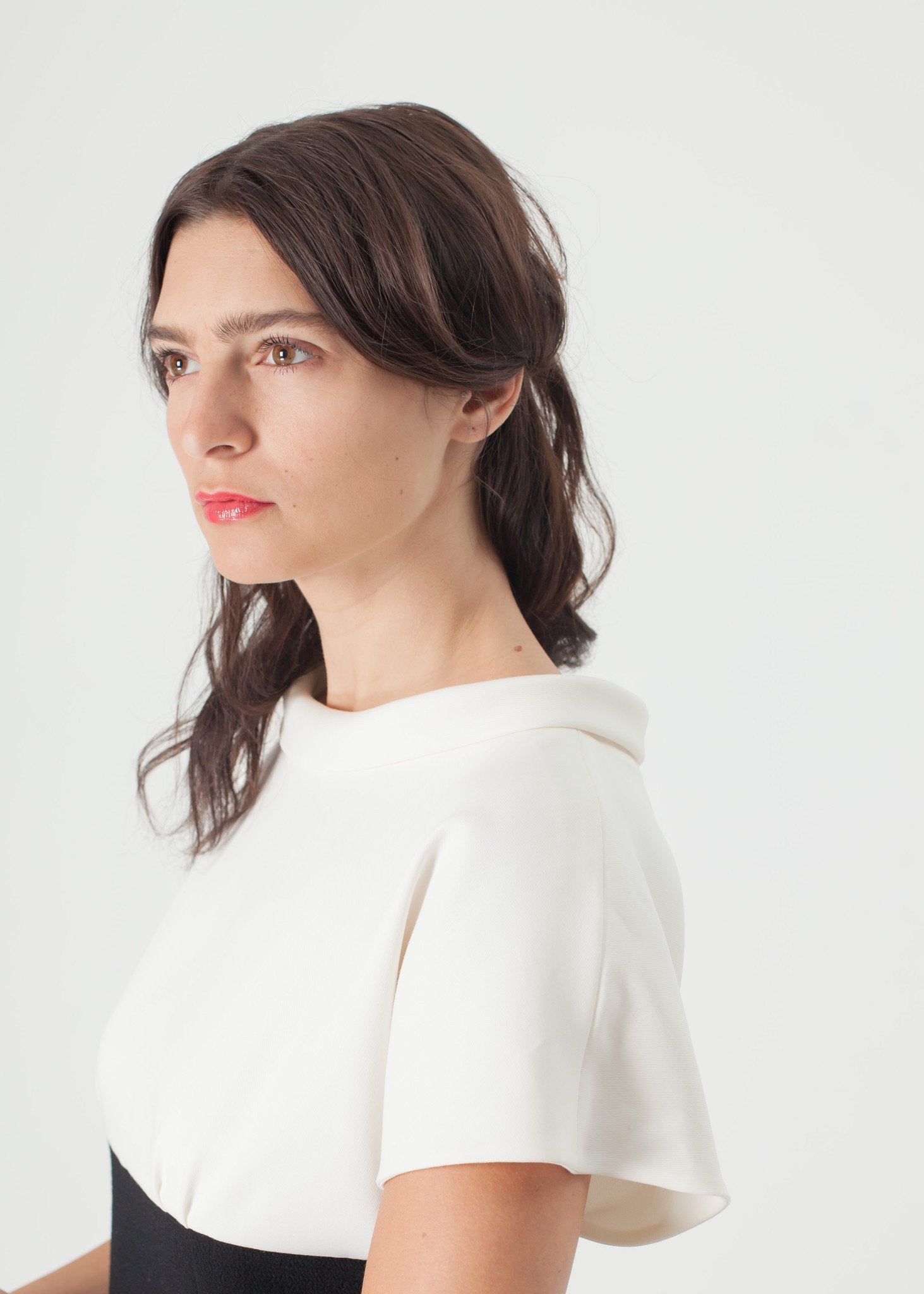 Pearl Fastened Dress in Cream/Black (6707094913118)