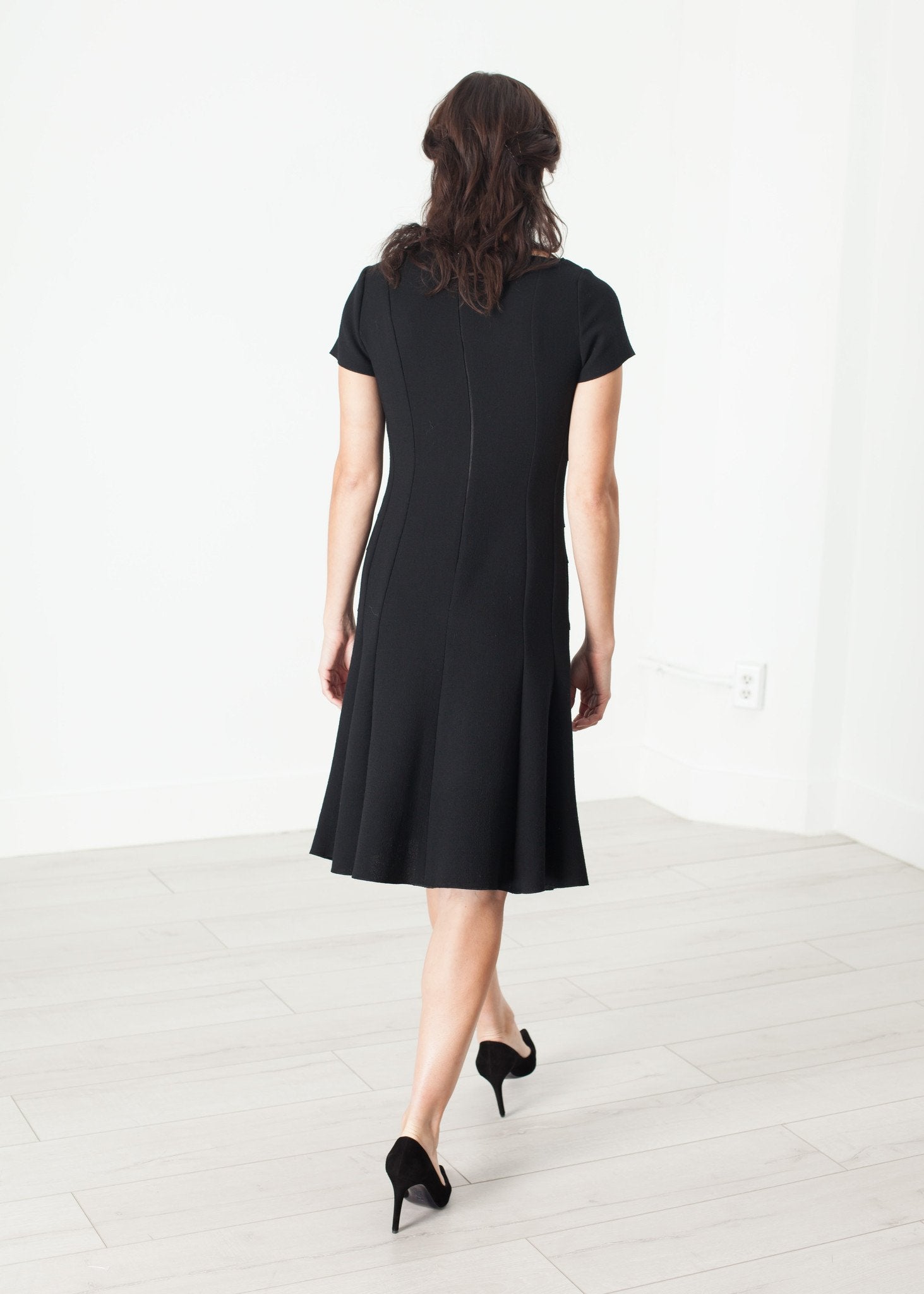 Lined Silhouette Dress in Black (6707094945886)