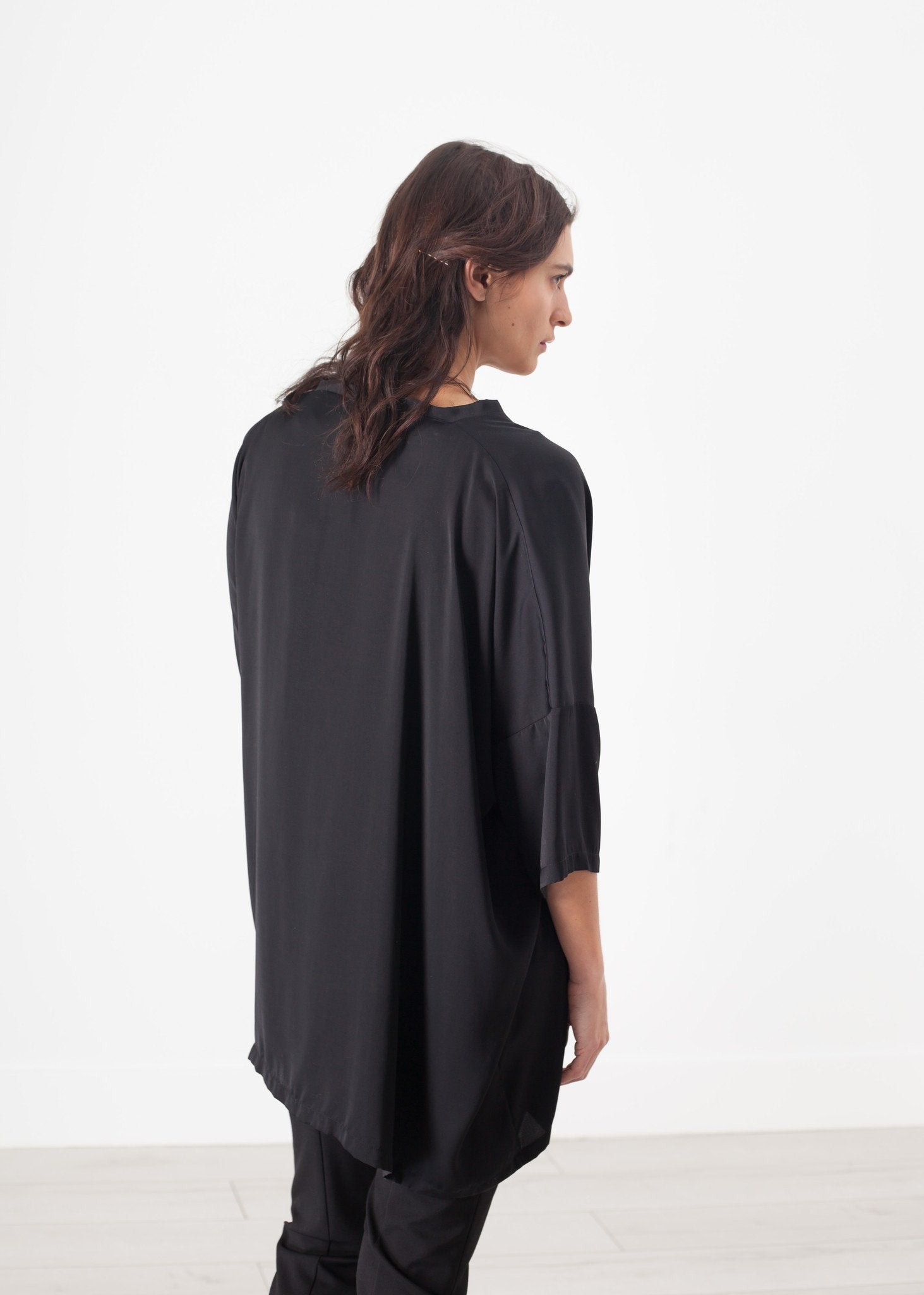 Unbalanced Cardigan in Black (6707105103966)
