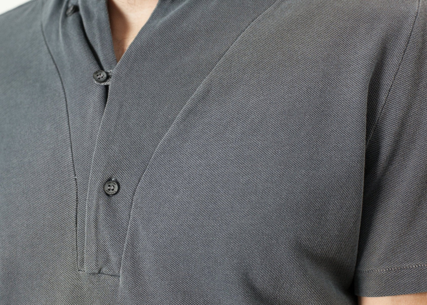 Lio Shirt in Grey (6707106775134)