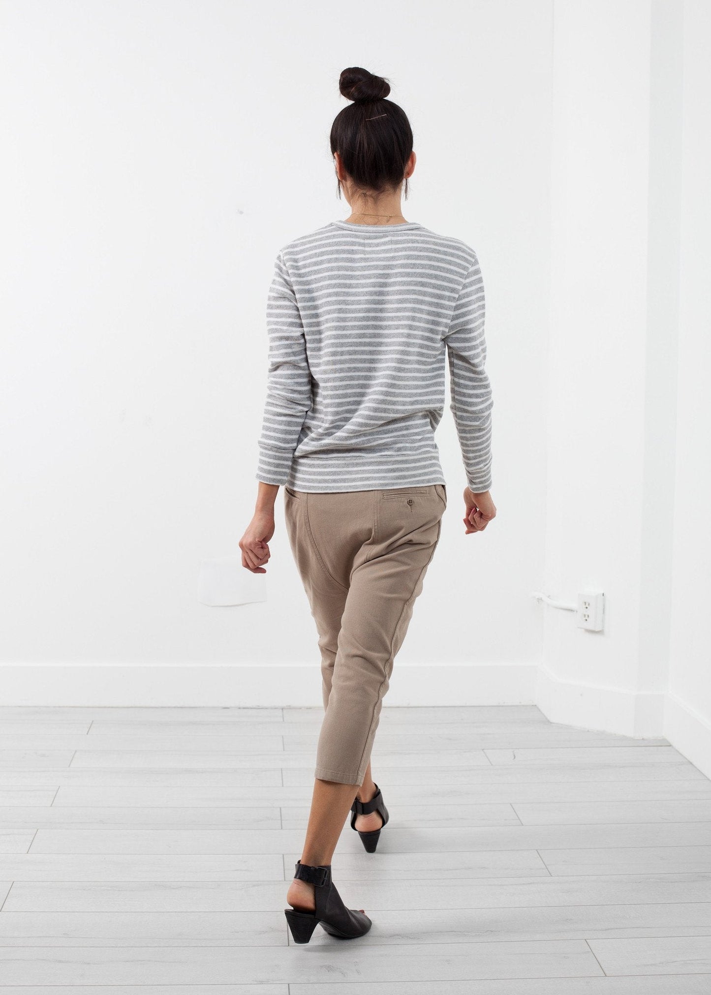 Striped Pullover (6707072368734)