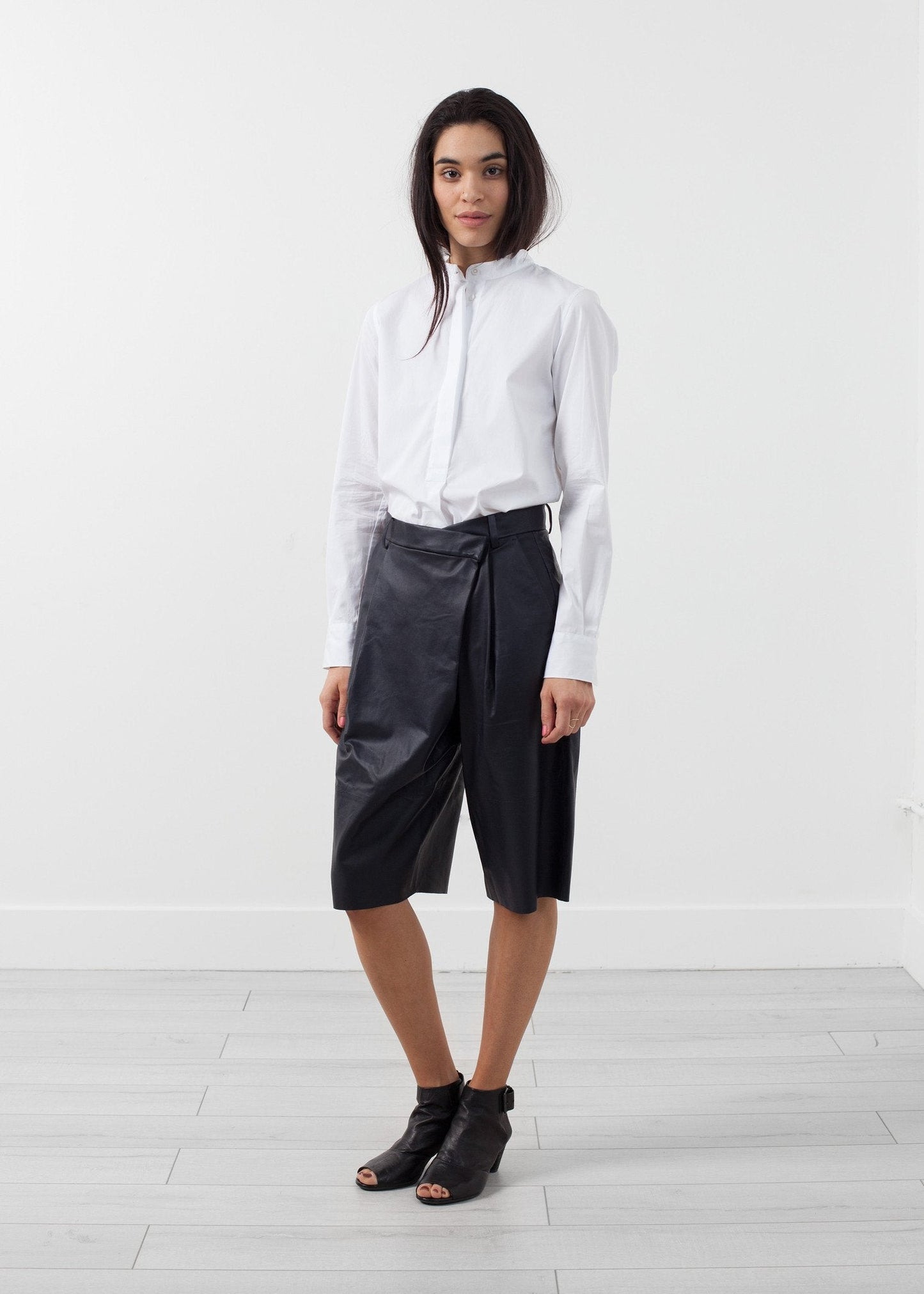 Feather Weight Short (6707072008286)