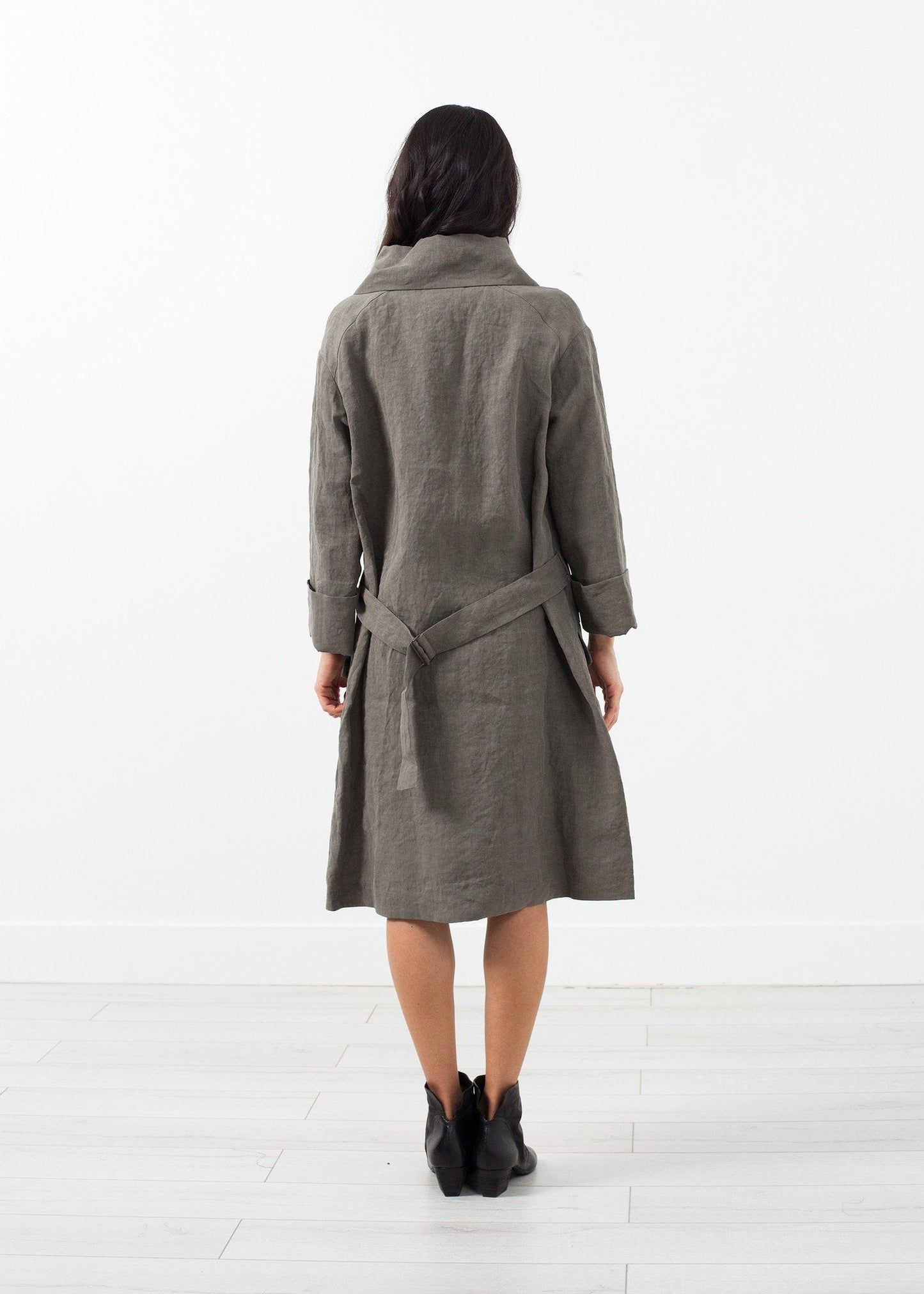 Sola Coat (6707068010590)