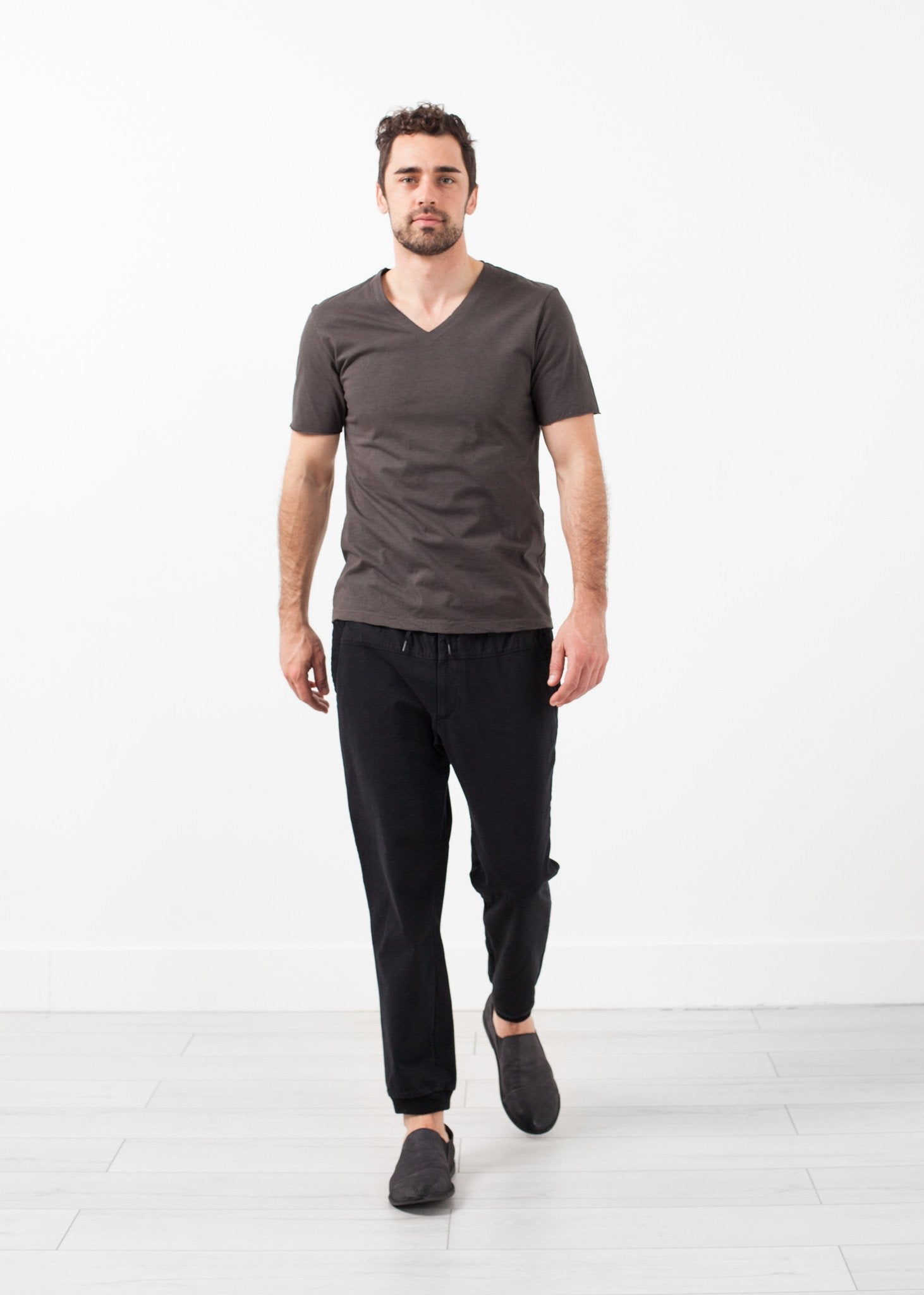 V-Neck Tee (6707085017182)