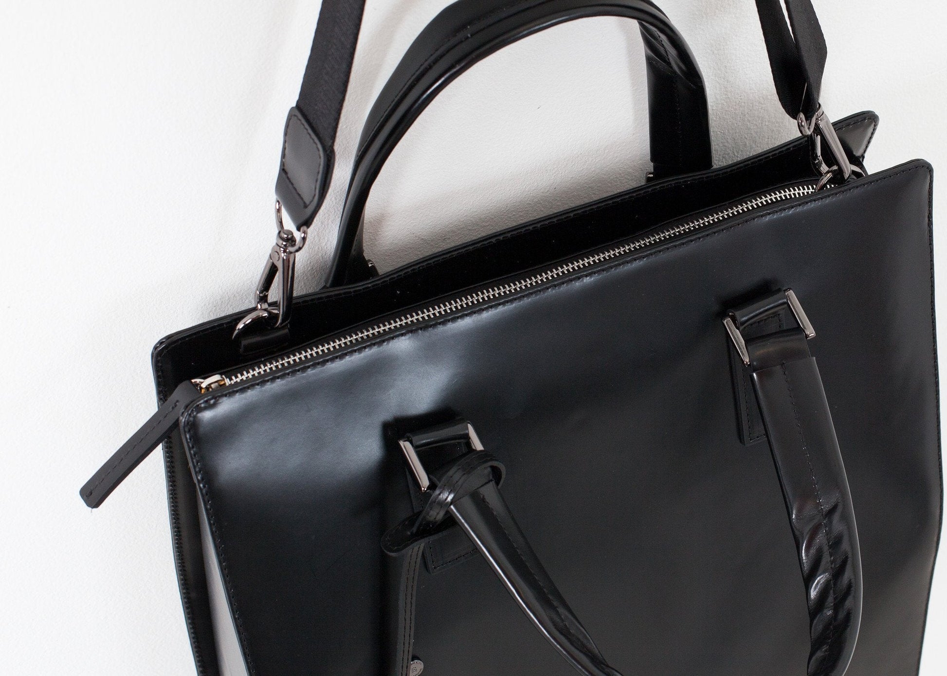 Vertical Tote (6707061424222)