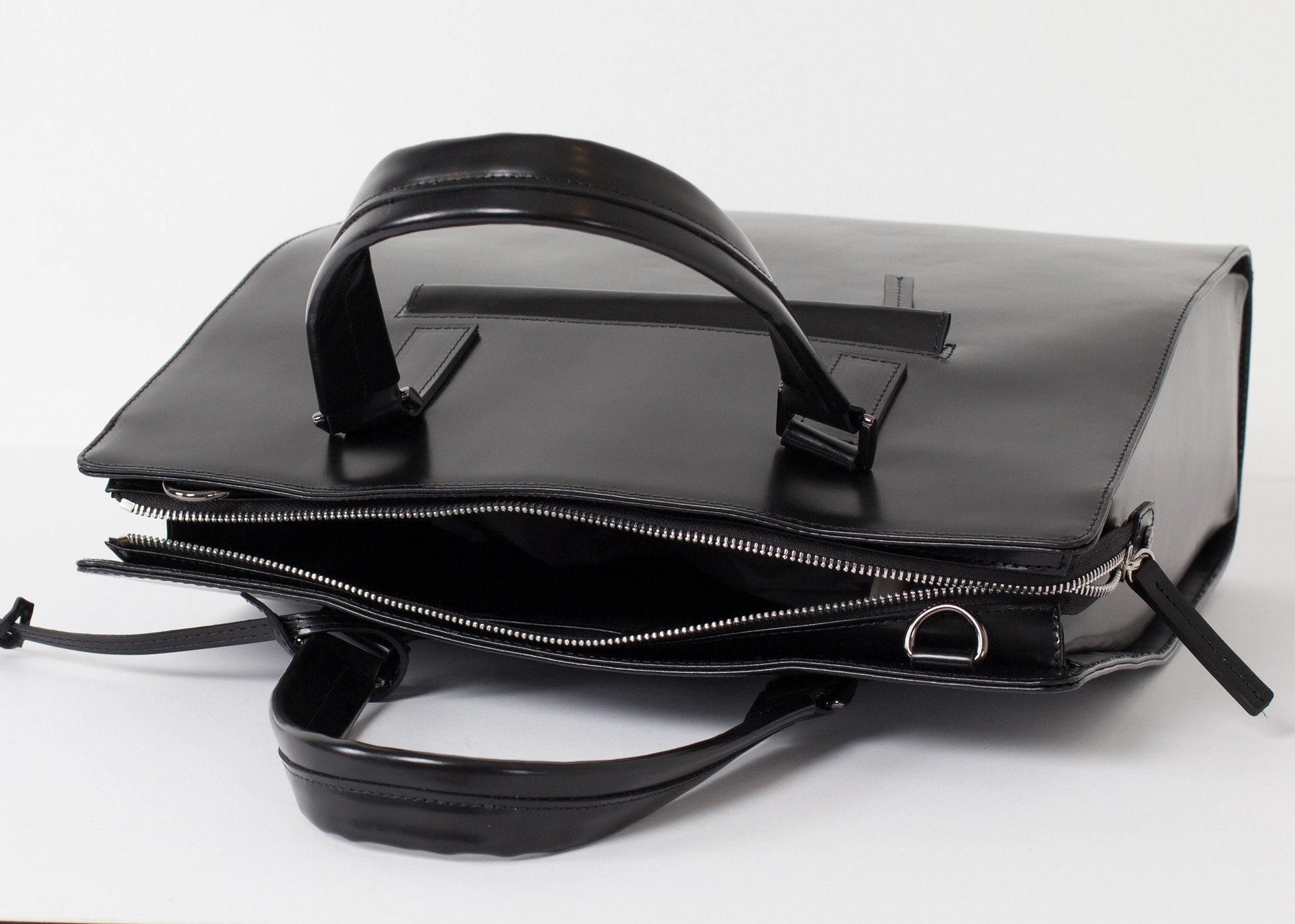 Vertical Tote (6707061424222)