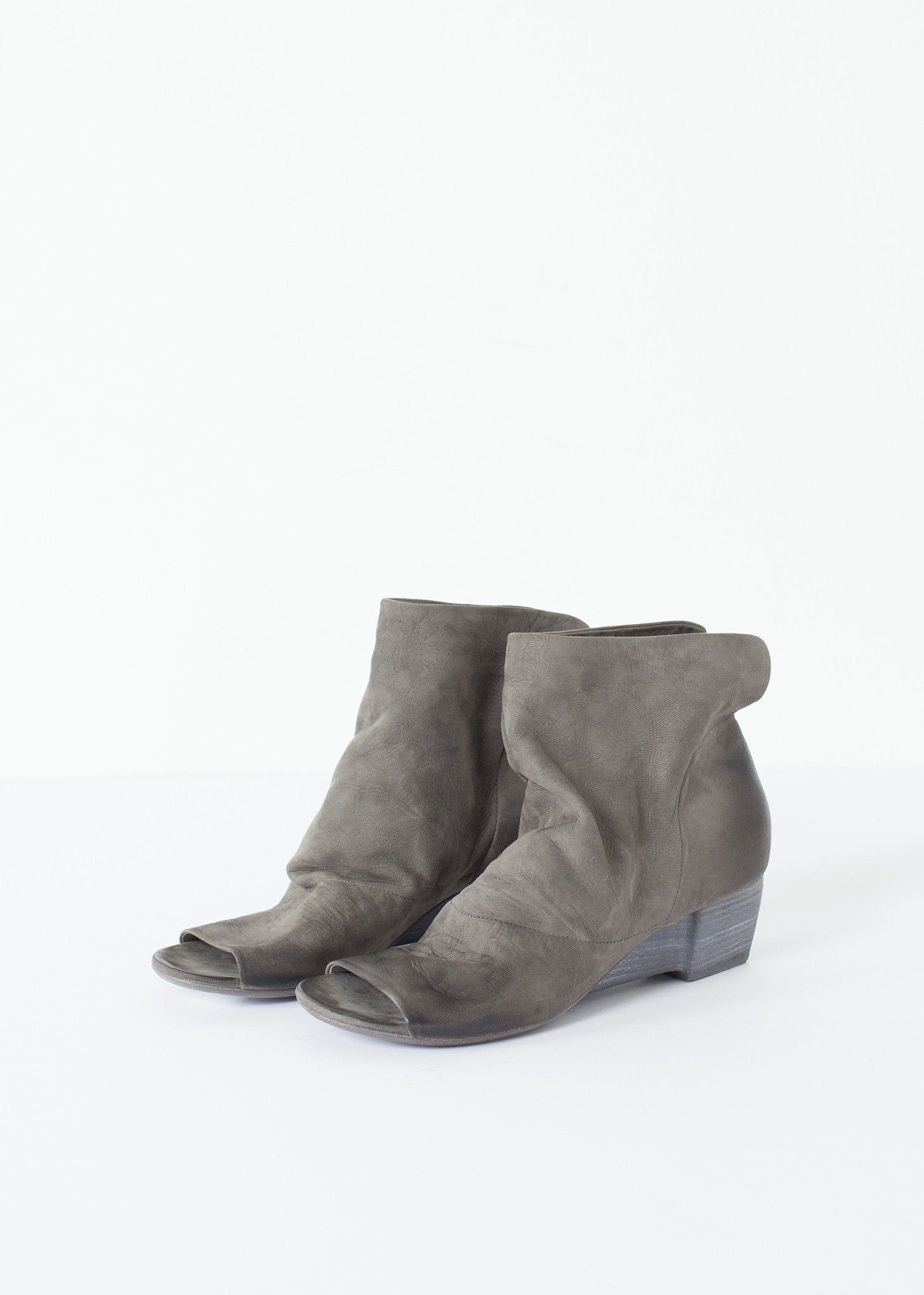 Block Wedge in Dark Slate (6707094028382)