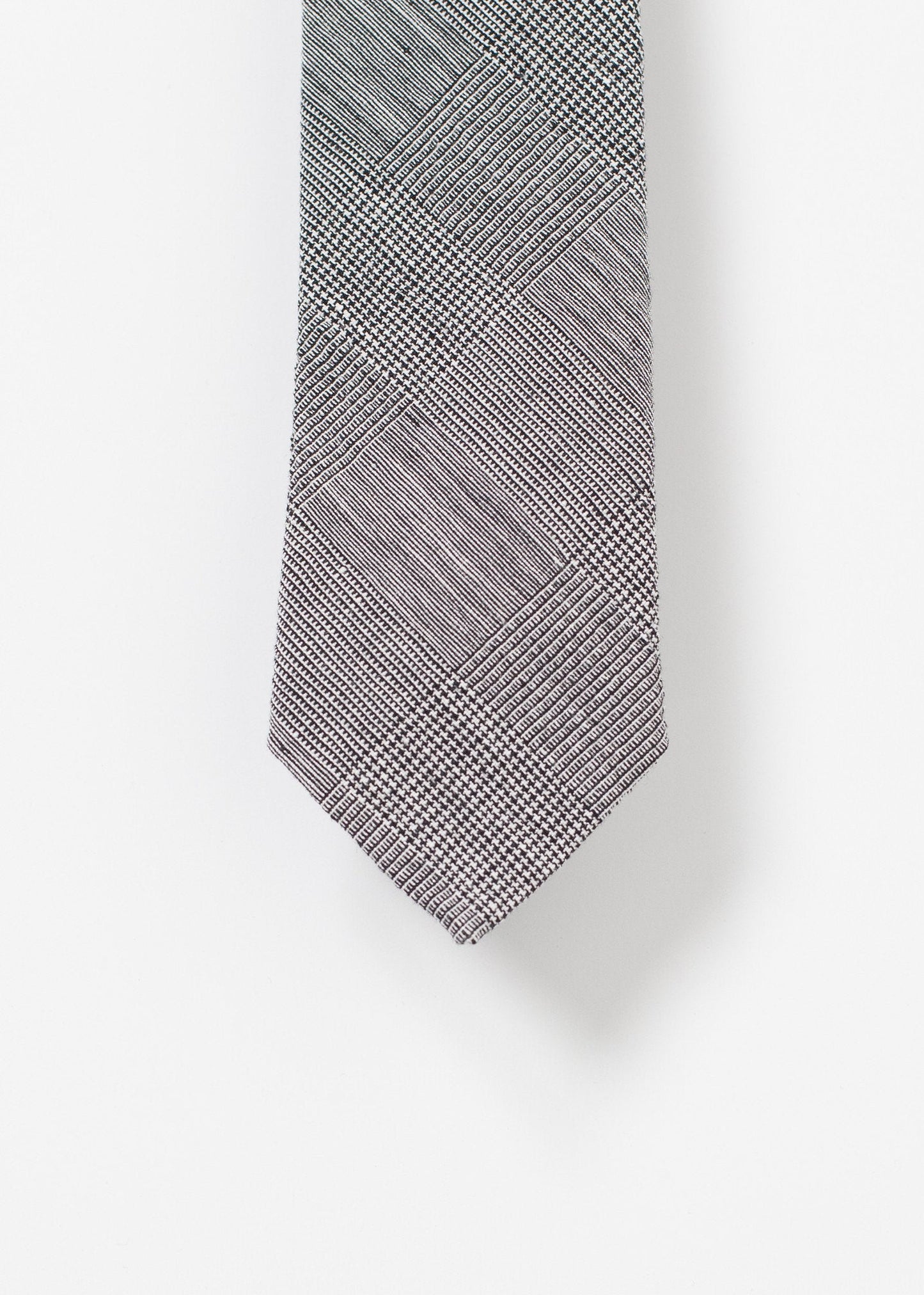 Basic Tie (6707072893022)