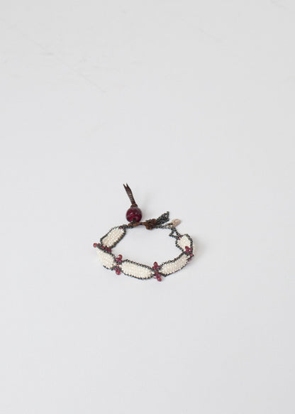 Garnet Bracelet in Frothy Pearl (6707094388830)
