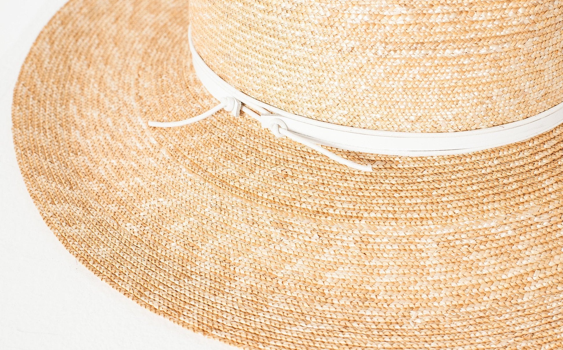 Wrapped Up Hat in Straw/White (6707086360670)