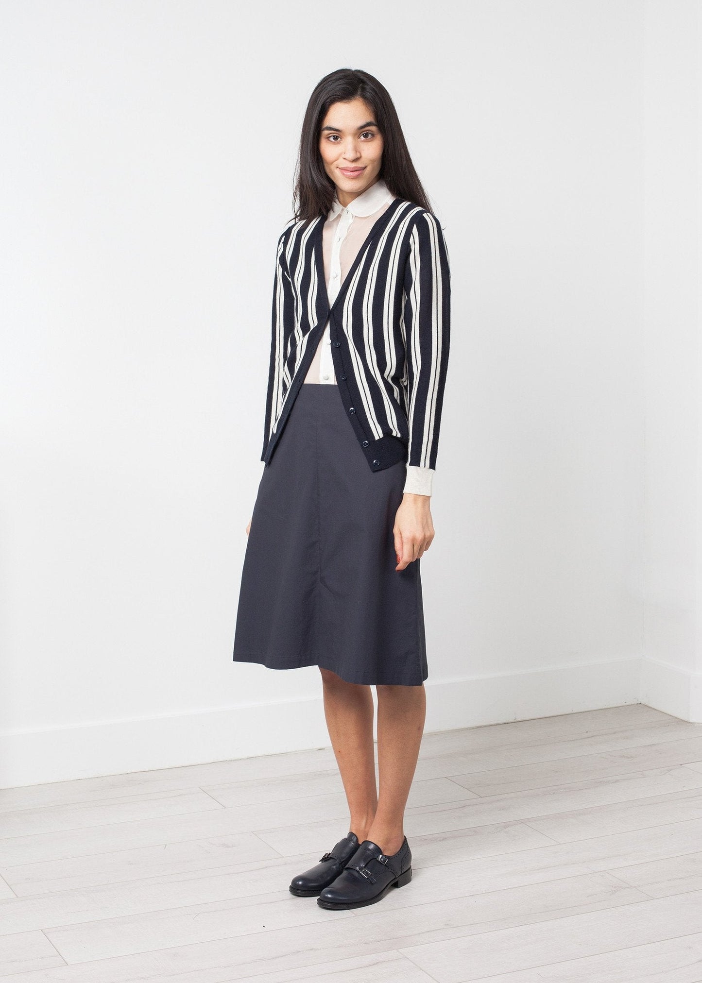 Aura Library Skirt (6707080101982)