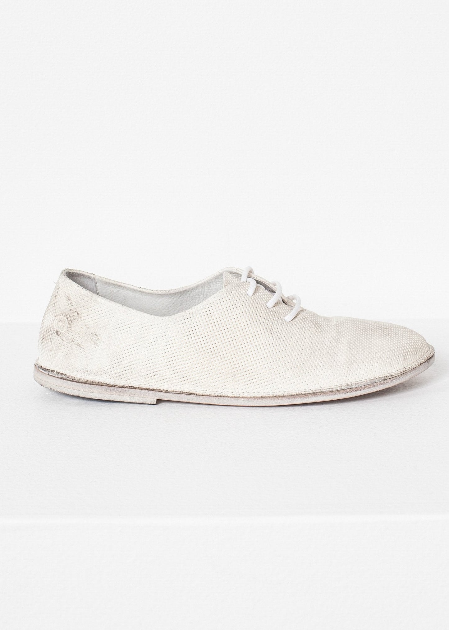 Diamond Slip-On in White (6707093962846)