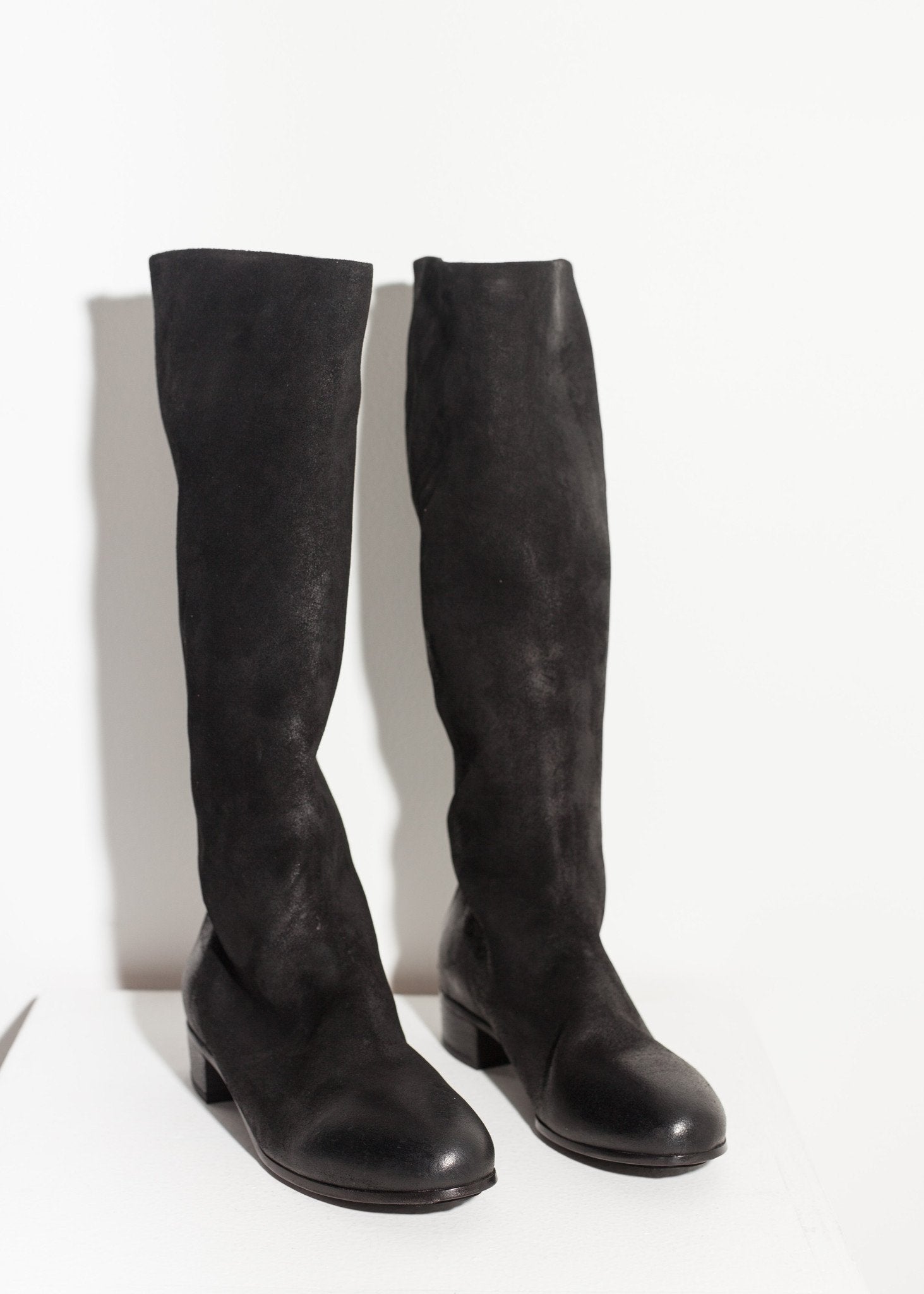 Knee-High Boot in Black (6707097862238)