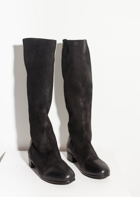 Knee-High Boot in Black (6707097862238)