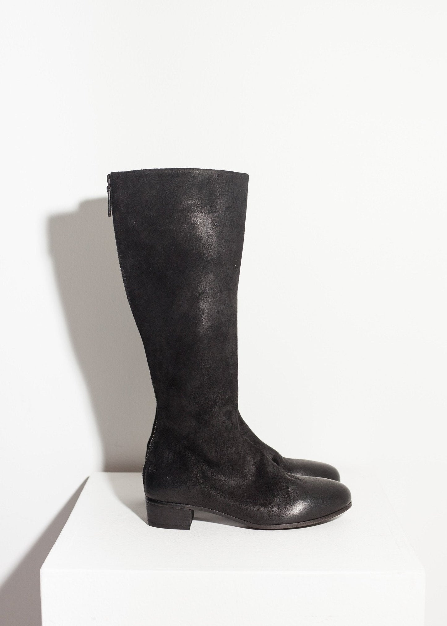 Knee-High Boot in Black (6707097862238)
