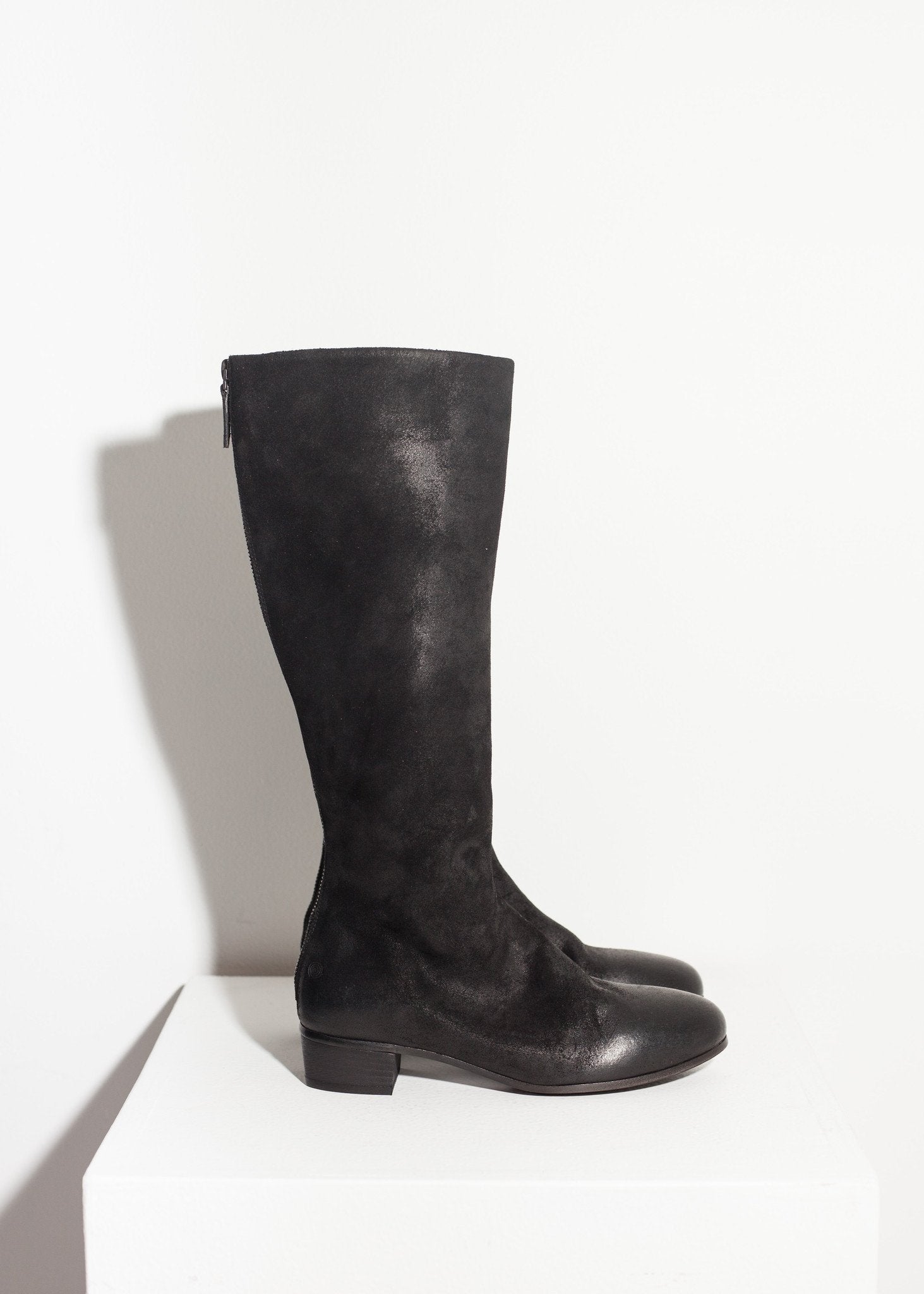 Knee-High Boot in Black (6707097862238)