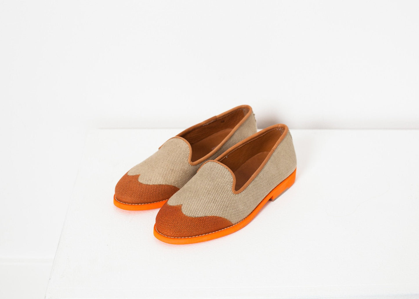 Wingtip Loafer in Orange (6707106545758)